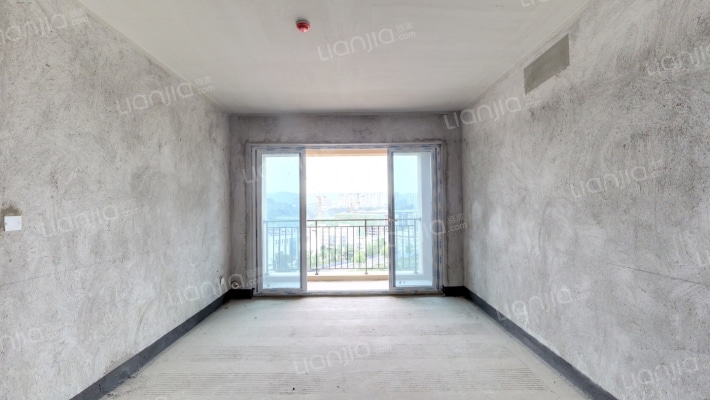 天泰钢城印象A区二手房实景图