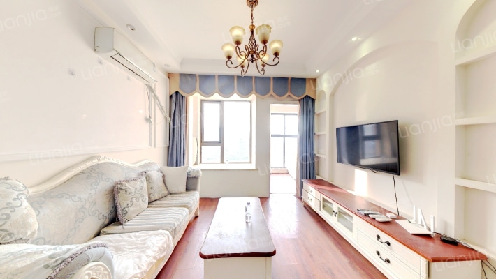 银海中心二手房实景图