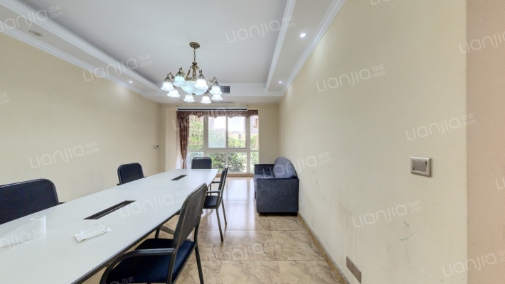 明发御景园二手房实景图