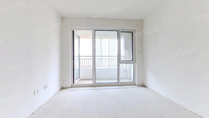 蓝岸华府二手房实景图