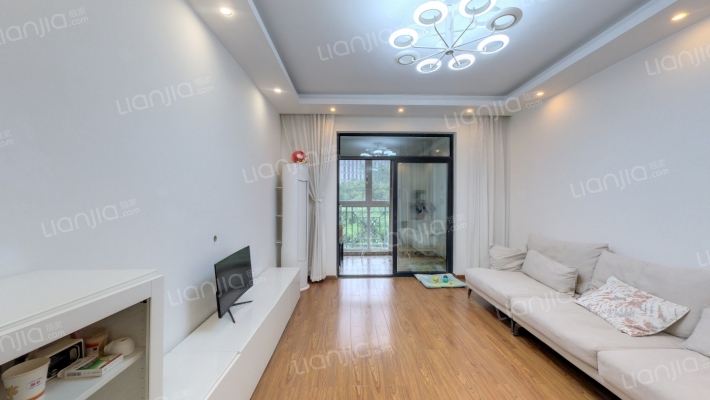 艺锦湾二期二手房实景图