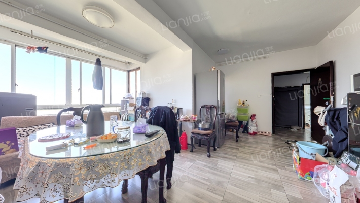 环绿国际二手房实景图