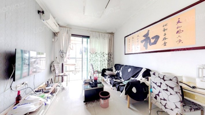 中天彩虹城南区二手房实景图