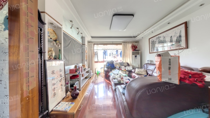 长宏新苑二手房实景图