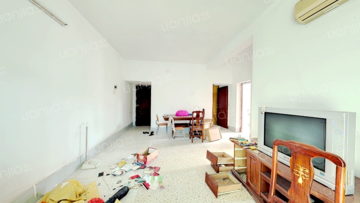 海华新村二手房实景图