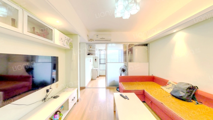 万科爱地住宅区二手房实景图