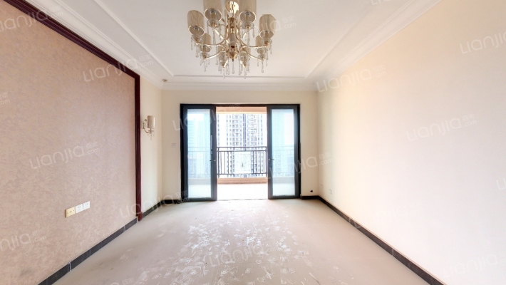 南昌恒大翡翠华庭二手房实景图