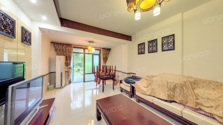 高尔国际2期二手房实景图