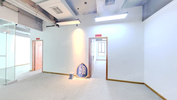 百纳中心二手房实景图