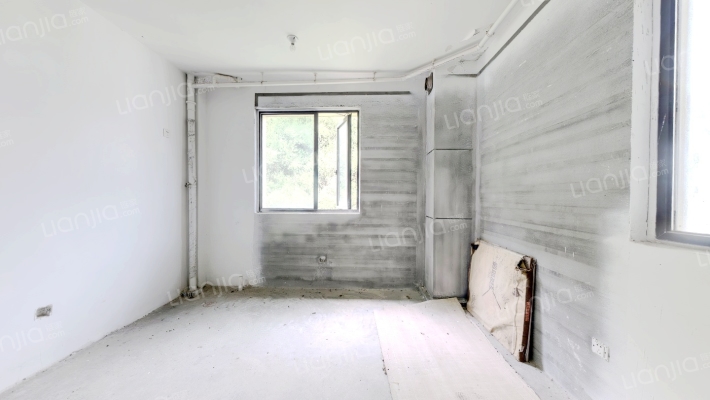 天目观山月二手房实景图