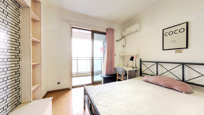 天宇盛世滨江二手房实景图