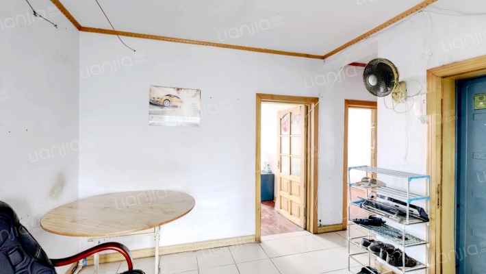 海关宿舍二手房实景图