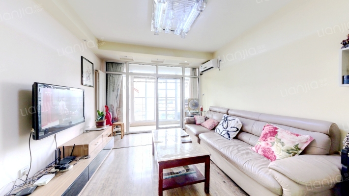 春光山色一期二手房实景图