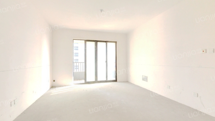 昆山柏盛园二手房实景图