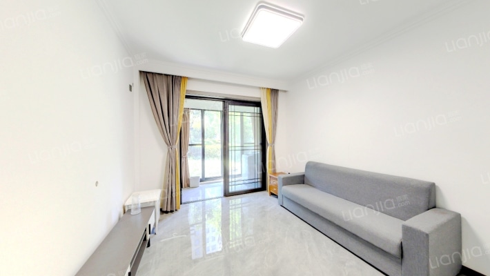 万隆花苑二手房实景图