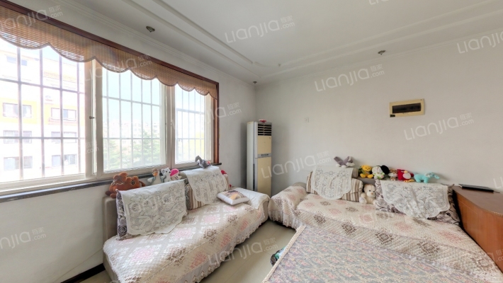 世纪花园二手房实景图