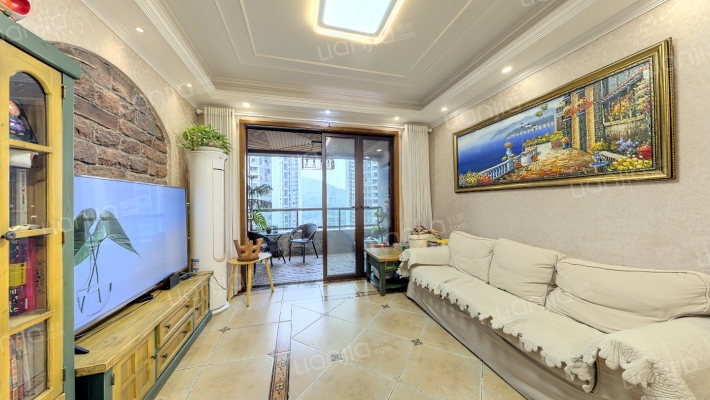 招商花园城二手房实景图