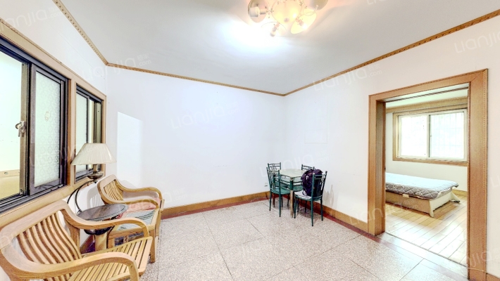 宁国路152号宿舍二手房实景图