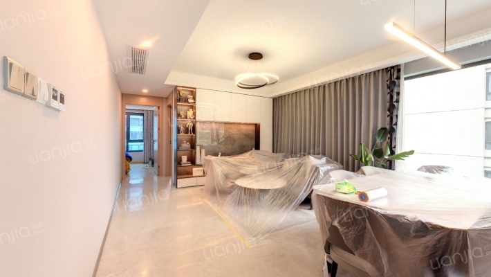 源翠府二手房实景图