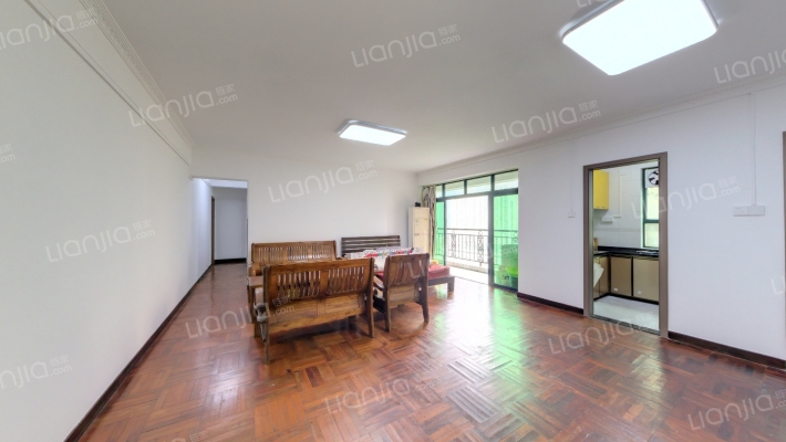 丽晶华庭二手房实景图