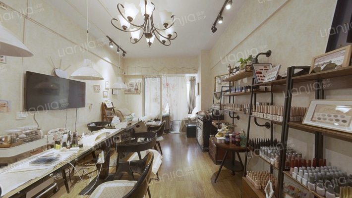 万达广场二手房实景图