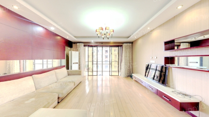 天俊缇香水岸二手房实景图