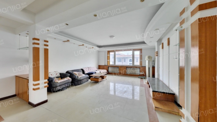 鸿凯花园二手房实景图