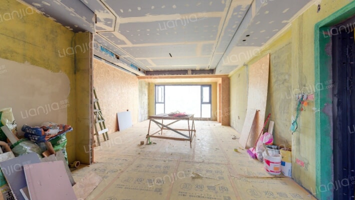 九颂山河二手房实景图