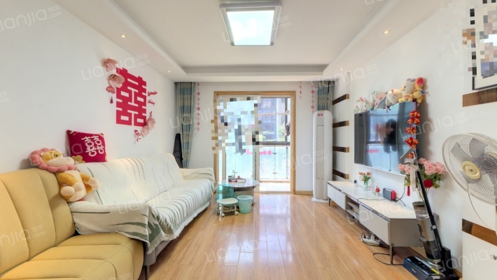 金色池塘三期二手房实景图