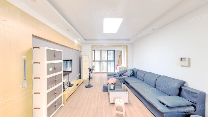 运通尊苑二手房实景图