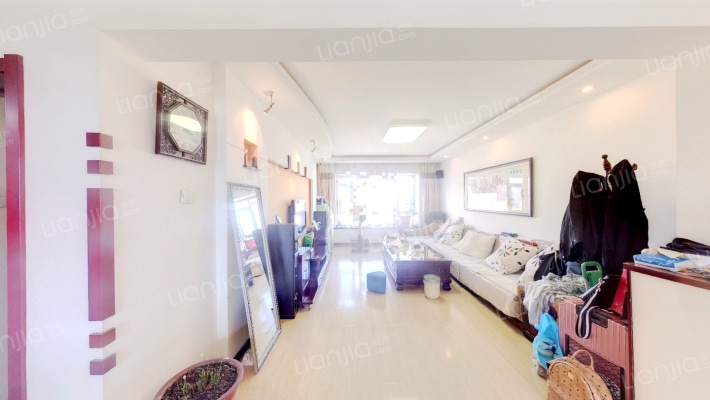 南岭体育小区二手房实景图