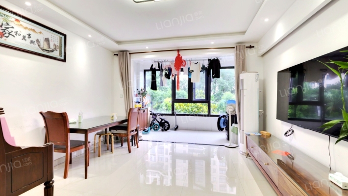 维罗纳贵都二手房实景图