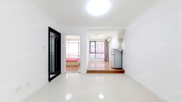 摩登主场二手房实景图