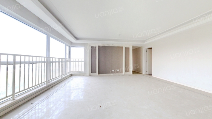 保利狮子湖红杉郡二手房实景图