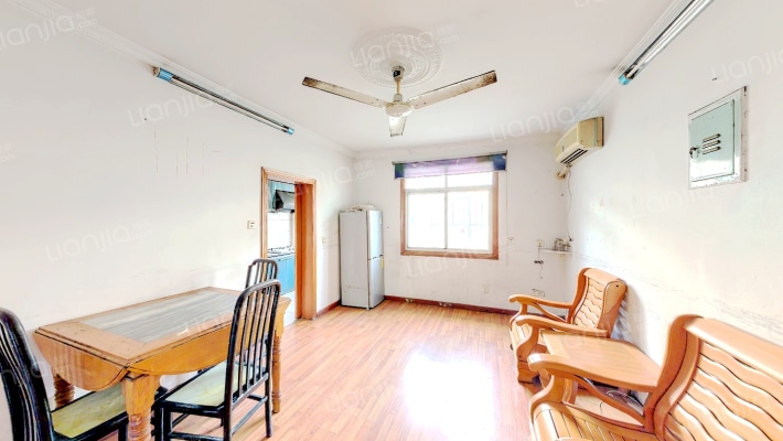 东岳巷十四号大院二手房实景图