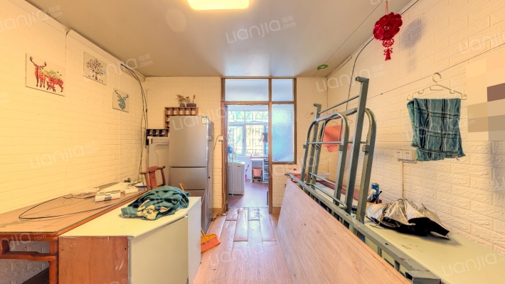 城守前8号二手房实景图