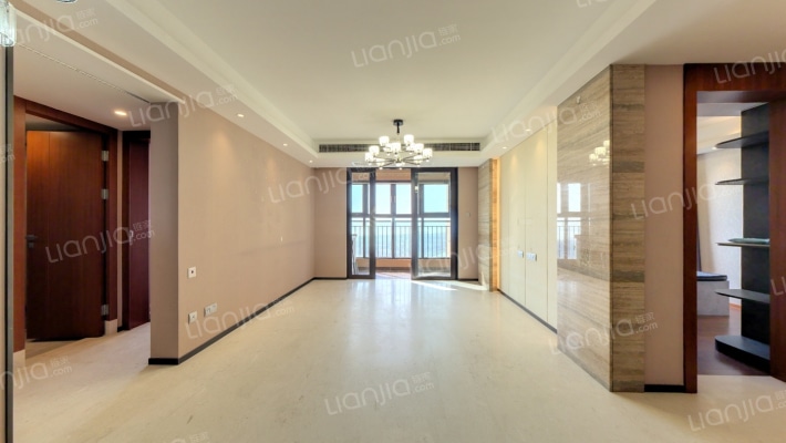 雅居乐滨江国际三四期二手房实景图