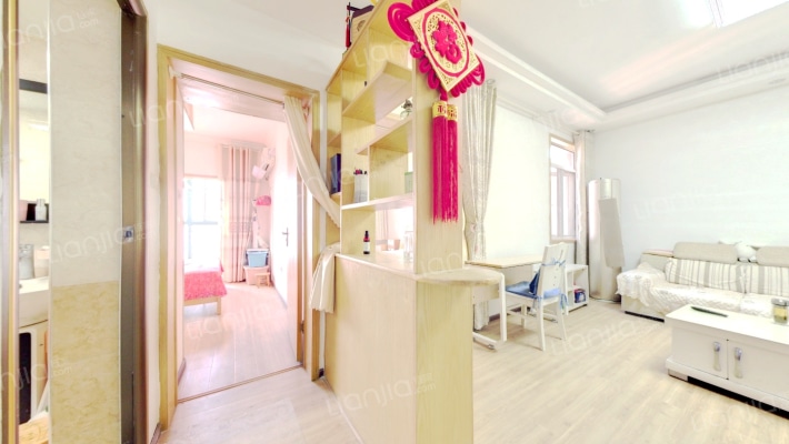 藏龙锦东二期二手房实景图