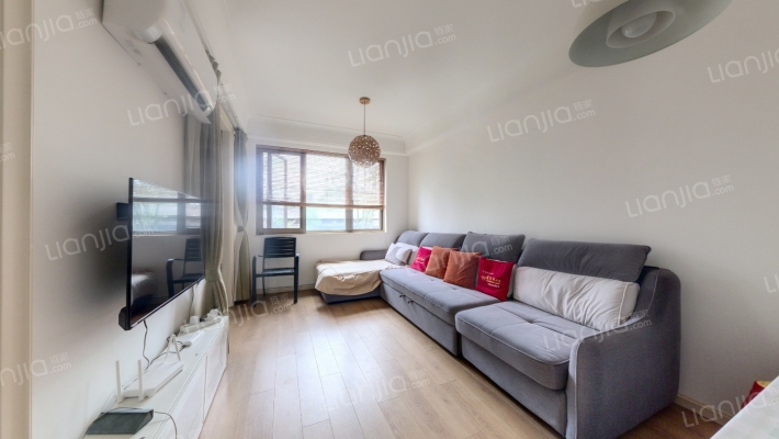 郡源山外山二手房实景图