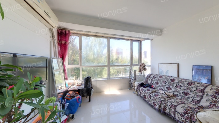 七彩阳光二手房实景图