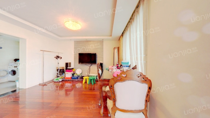 四季园二手房实景图