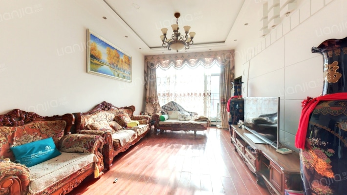 雁谷岚山一期二手房实景图