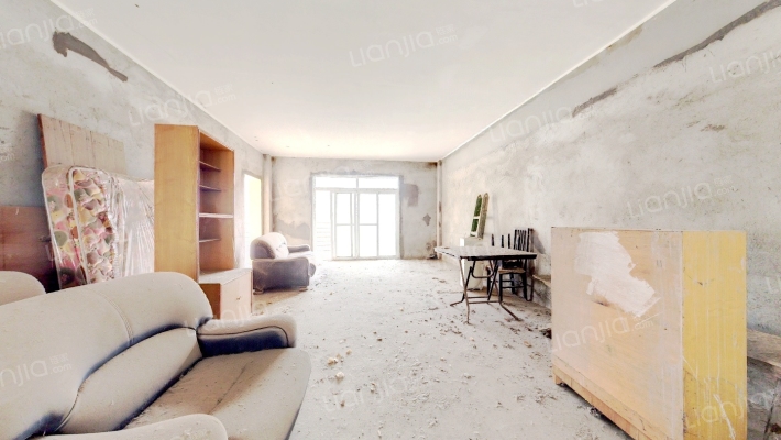 依水园二手房实景图