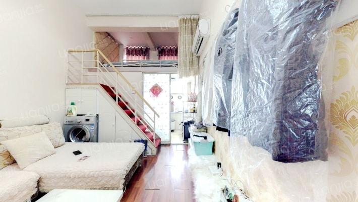 青年居易小区二手房实景图