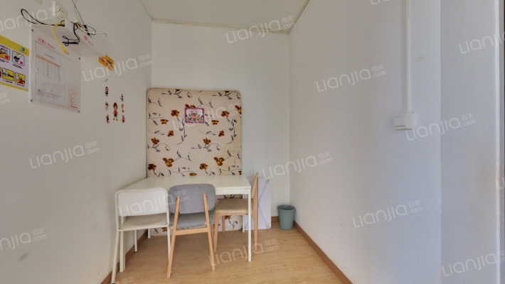 钰龙湾丰园二手房实景图