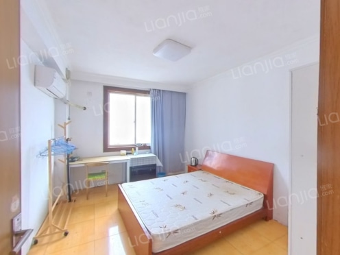 合租·万枫家园 5居室 南卧