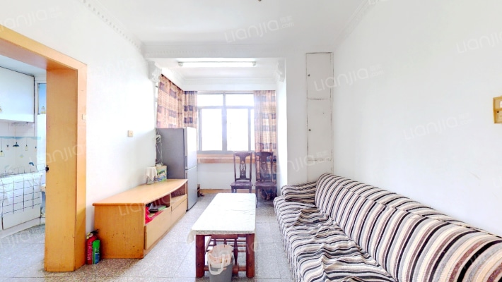 安静社区红艳村二手房实景图