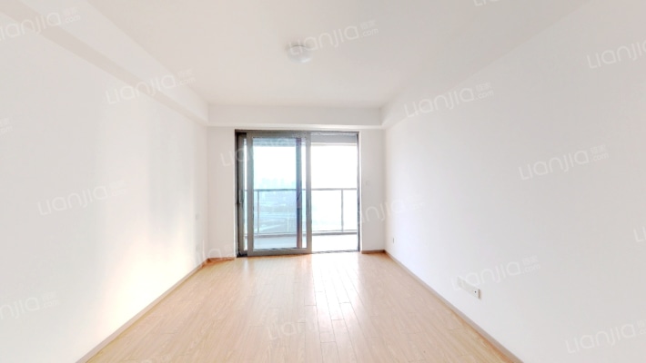 绿城·滨河鸣翠二手房实景图