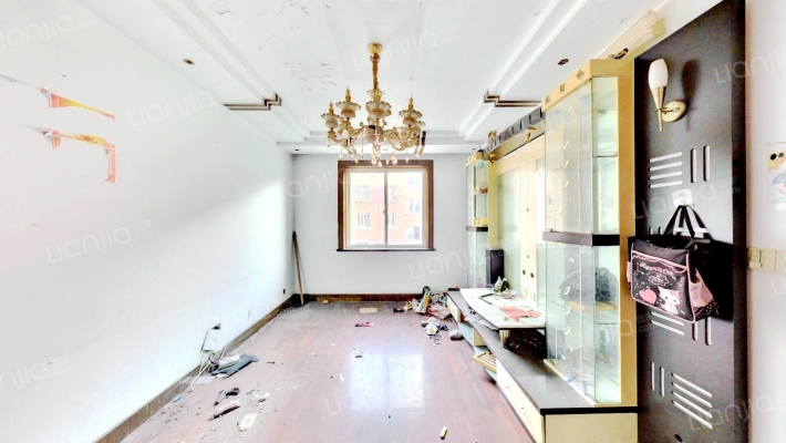 泰伯花苑一区二手房实景图