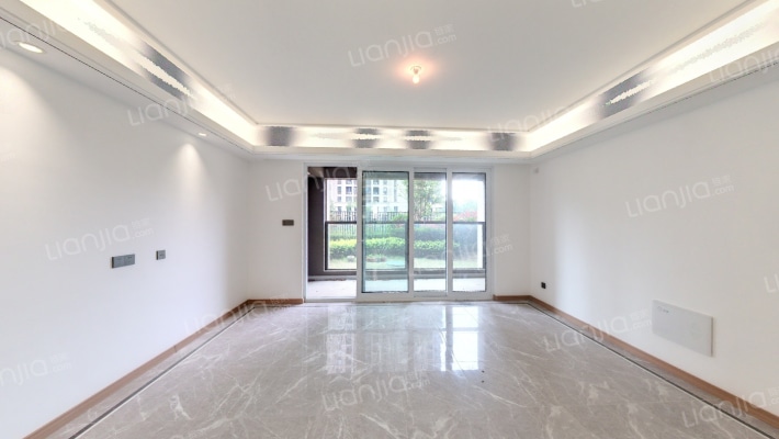 万科尊鹏雲著二手房实景图